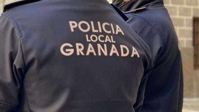 Investigan la muerte de un agente de la Polic&iacute;a Local en la Jefatura de Huerta del RosilloREMITIDA / HANDOUT por POLIC&Iacute;A LOCAL DE GRANADAFotograf&iacute;a remitida a medios de comunicaci&oacute;n exclusivamente para ilustrar la noticia a la que hace referencia la imagen, y citando la procedencia de la imagen en la firma16/04/2026