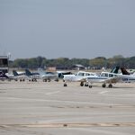 MADRID.-Sucesos.- Heridos leves los dos ocupantes de una avioneta tras aterrizar de emergencia y volcar en Alcorc&oacute;n