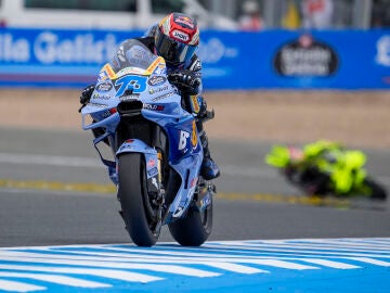 JEREZ DE LA FRONTERA (C&Aacute;DIZ), 24/04/2026.- El piloto espa&ntilde;ol de MotoGP &Aacute;lex M&aacute;rquez (BK8 Gresini Racing MotoGP), durante el primer d&iacute;a de entrenamientos del Gran Premio de Espa&ntilde;a de Motociclismo que se disputar&aacute; este fin de semana en el Circuito de Jerez-&Aacute;ngel Nieto, durante el primer d&iacute;a de entrenamientos del Gran Premio de Espa&ntilde;a de Motociclismo que se disputa este fin de semana en el Circuito de Jerez-&Aacute;ngel Nieto. EFE/Rom&aacute;n R&iacute;os