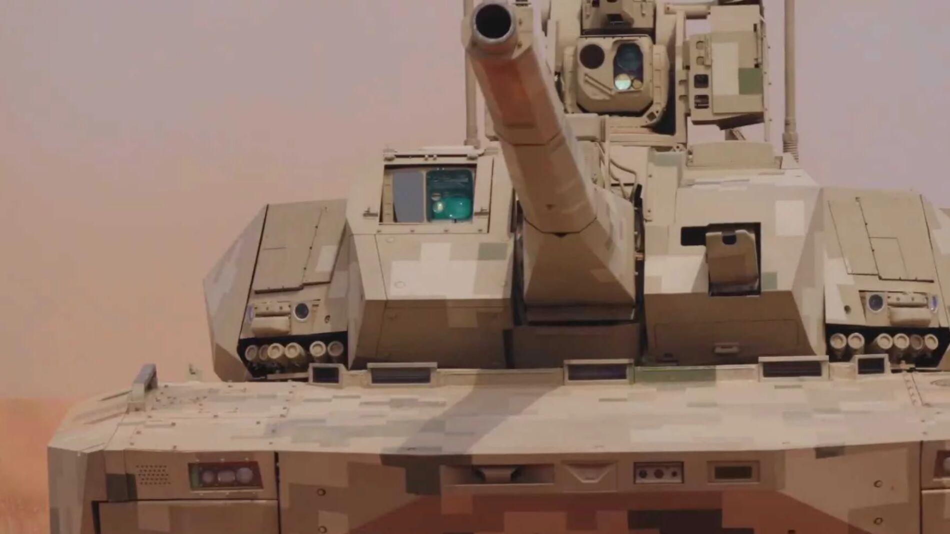 Entra en servicio el tanque más potente del ejército chino