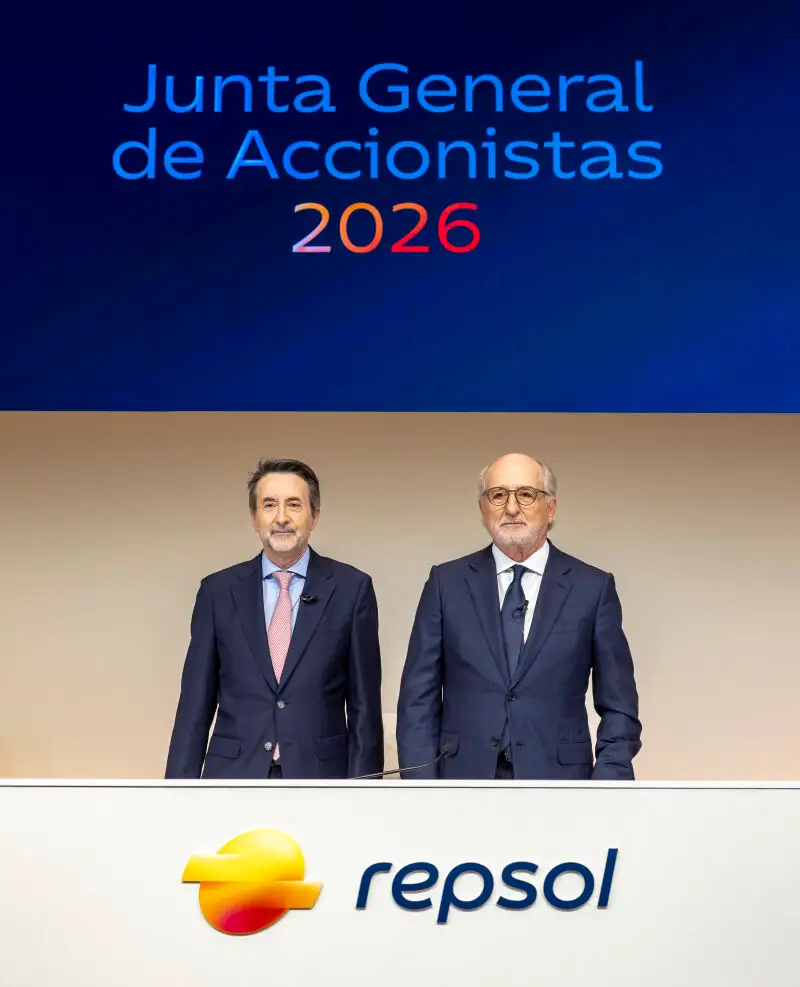 El consejero delegado de Repsol, Josu Jon Imaz, y el presidente de Repsol, Antonio Brufau