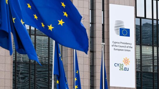 La UE logra un acuerdo para ejecutar el pacto arancelario con EE UU ...