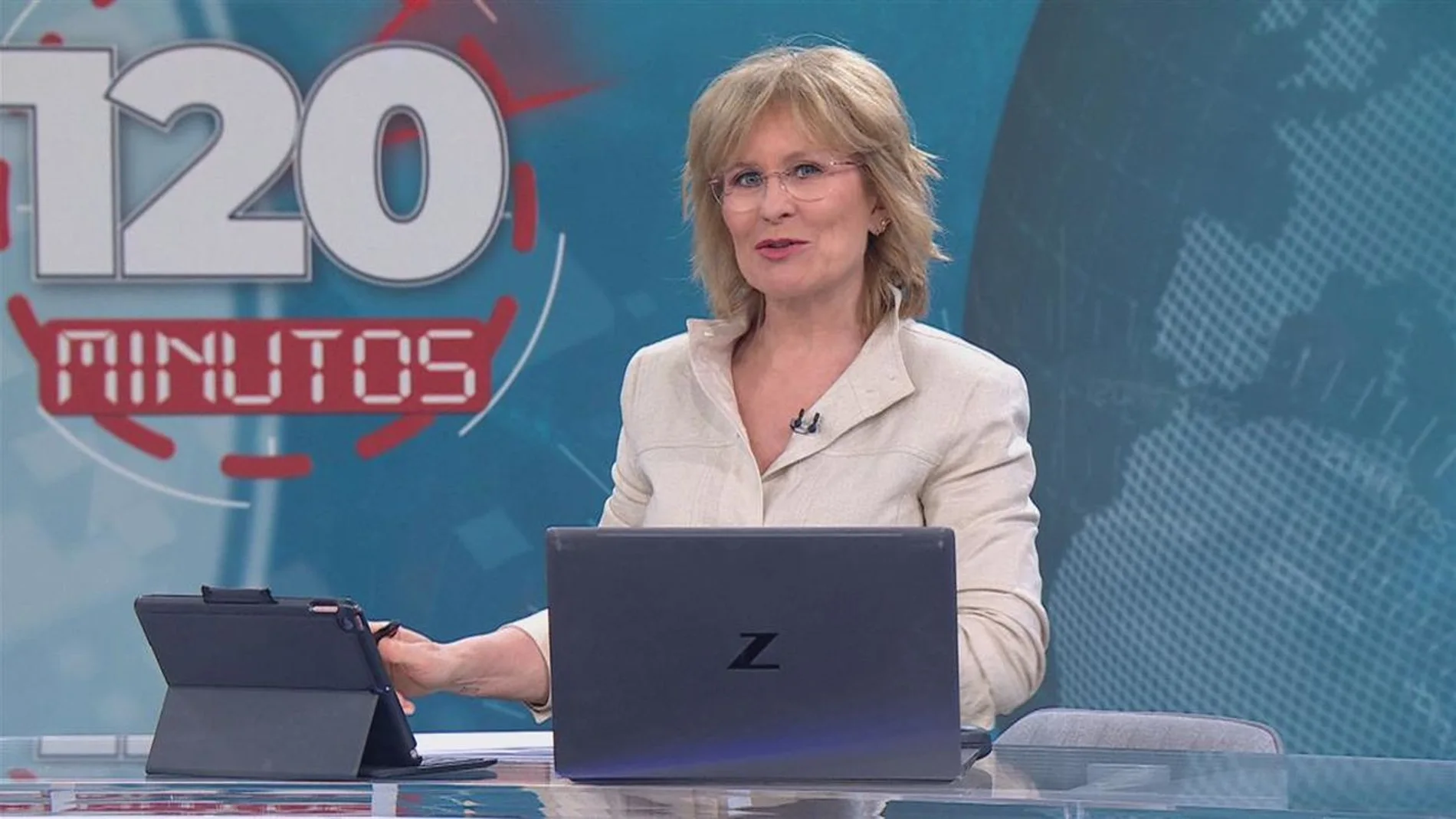 María Rey durante una emisión de 120 Minutos en Telemadrid