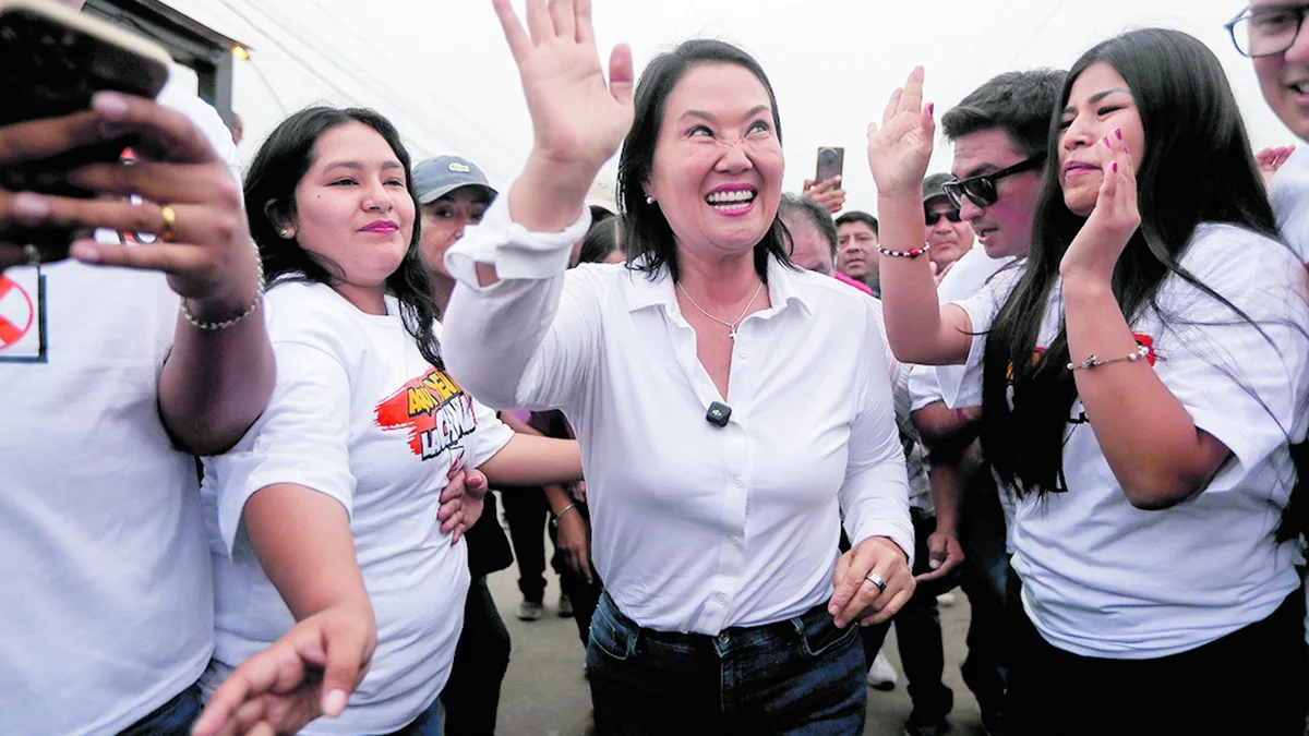 Perú.- Fujimori se impone a Sánchez en las presidenciales de Perú con un 98,2% escrutado