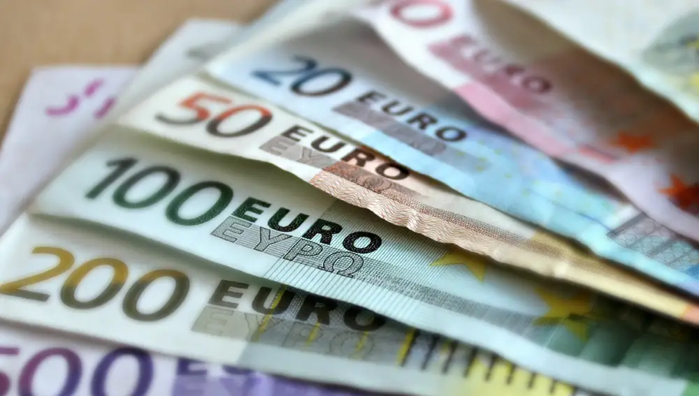 Imagen de archivo de dinero