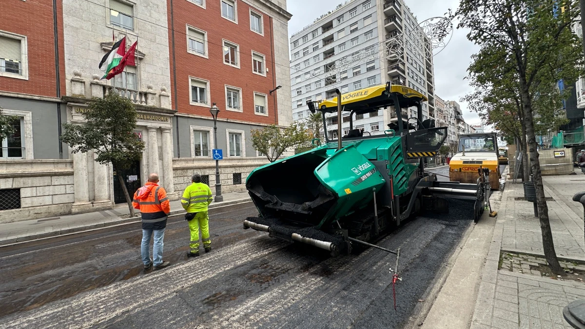 El Ayuntamiento inicia la segunda campaña de aglomerado del año con actuaciones en las principales avenidas de Valladolid