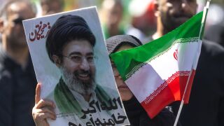 Irán.- EEUU sanciona al "patrocinador clave" del ayatolá Mojtaba Jamenei y a casas de cambio clandestinas iraníes Irán.- EEUU sanciona al "patrocinador clave" del ayatolá Mojtaba Jamenei y a casas de cambio clandestinas iraníes