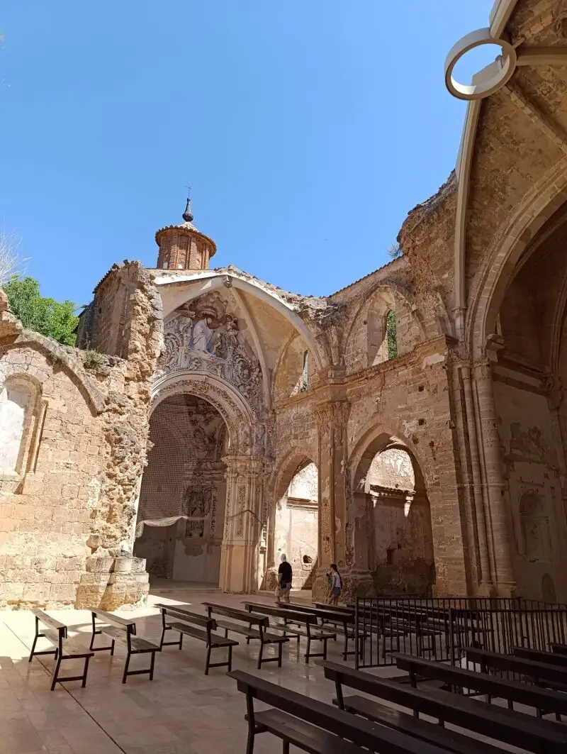 Iglesia del interior del Monasterio de Piedra