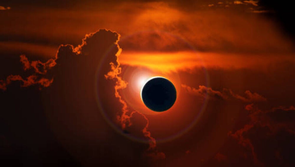 Miedo en Madrid ante la llegada de miles de personas por el eclipse solar: “El peligro es extremo”