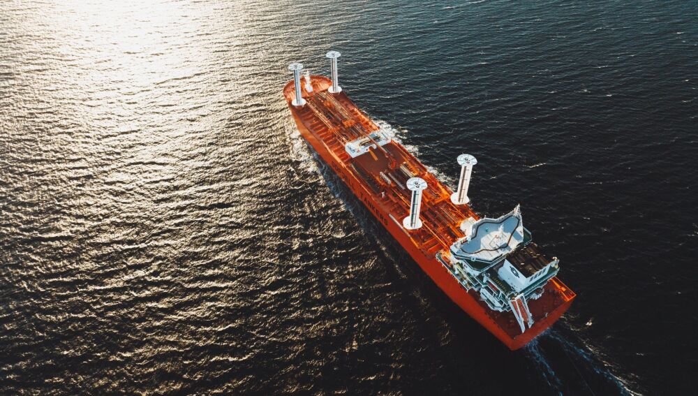 Bow Olympus, navegando con cuatro eSAIL de bound4blue.