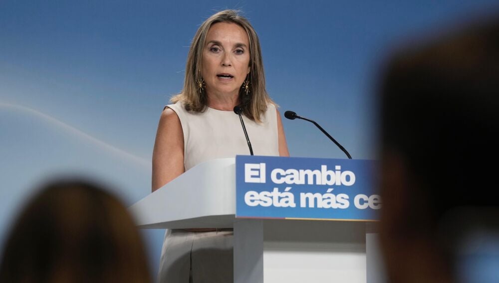 La vicesecretaria de Regeneración Institucional del PP, Cuca Gamarra, en rueda de prensa en la sede del partido en Génova REMITIDA / HANDOUT por PP/TAREK Fotografía remitida a medios de comunicación exclusivamente para ilustrar la noticia a la que hace referencia la imagen, y citando la procedencia