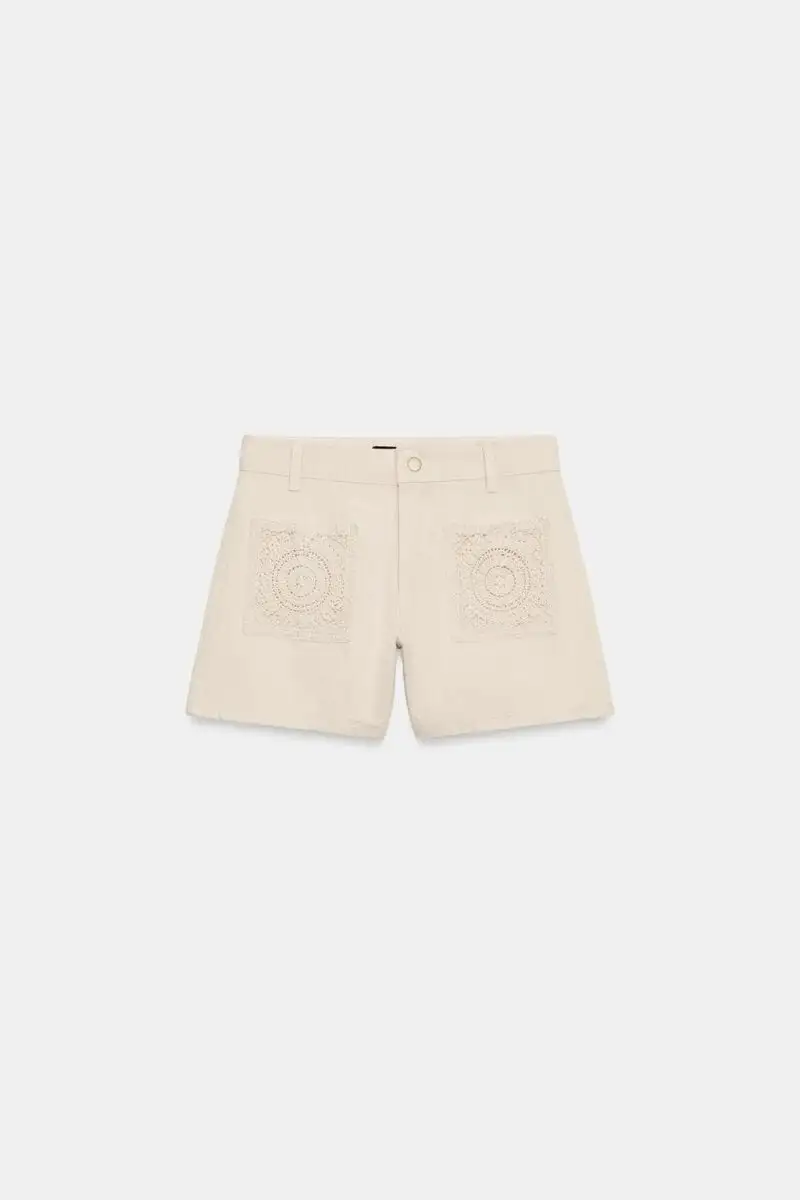 Short blanco de Zara