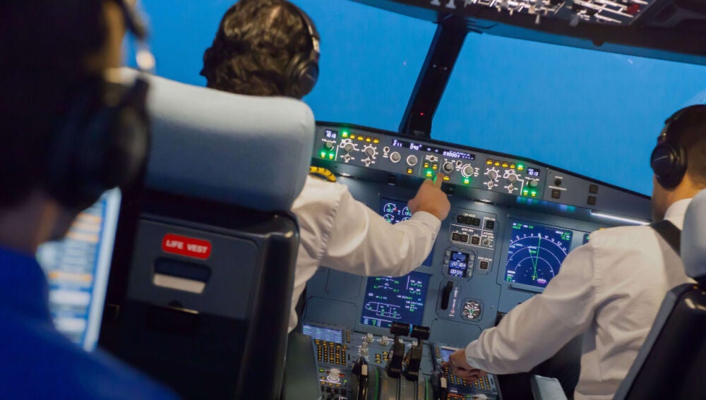 pilotos-avion-comercial-portdaa