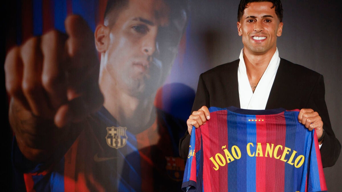 Barcelona sign defender Joao Cancelo on free transfer