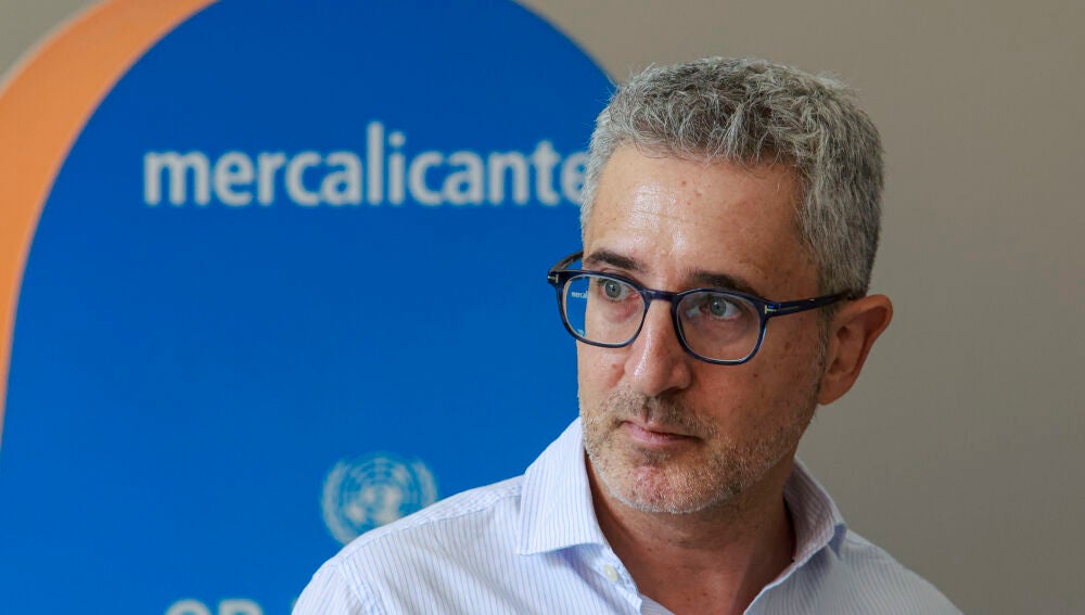 El ministro de Hacienda visita las instalaciones de Mercalicante