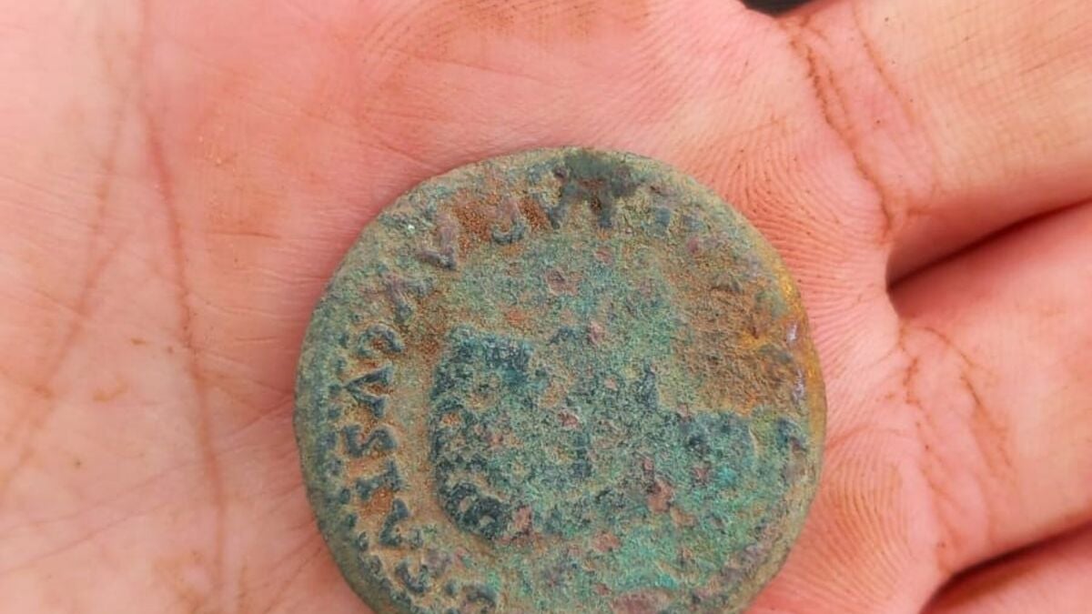 La Cerca Roman Camp Dig Unearths Sandal Tacks and Coins