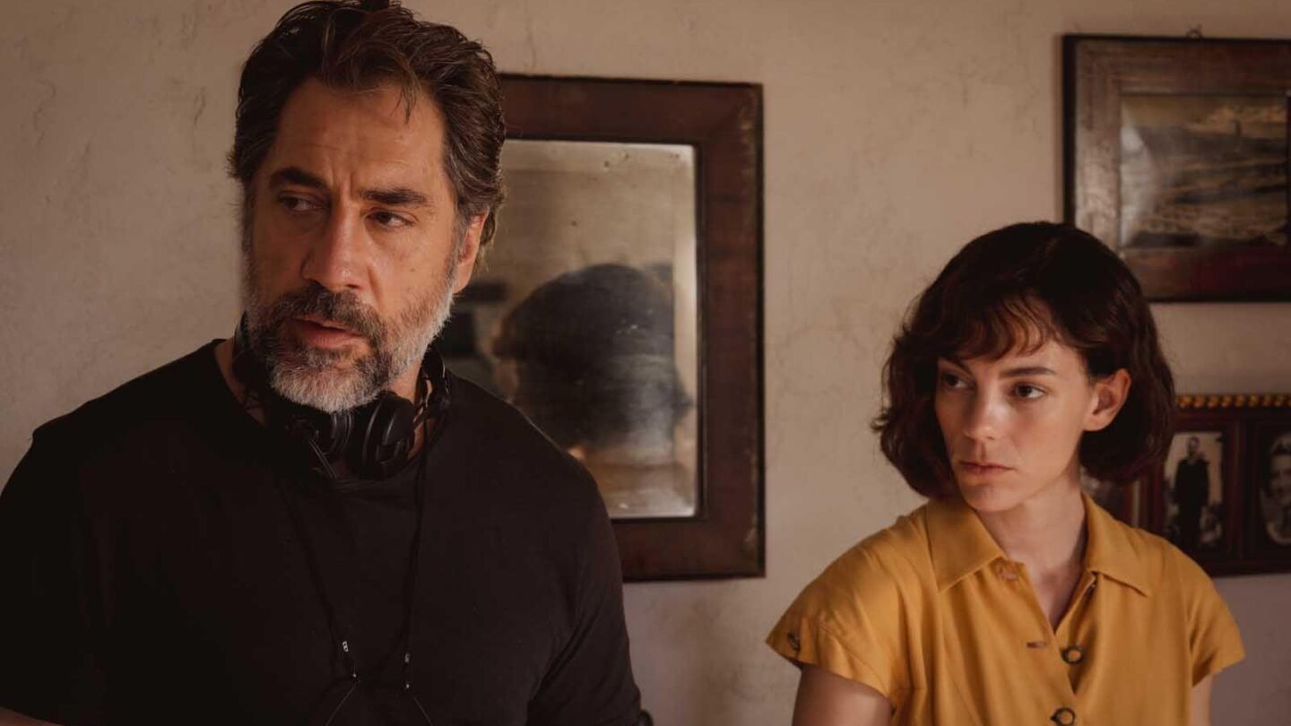 Javier Bardem y Victoria Luengo en una escena de "El ser querido"