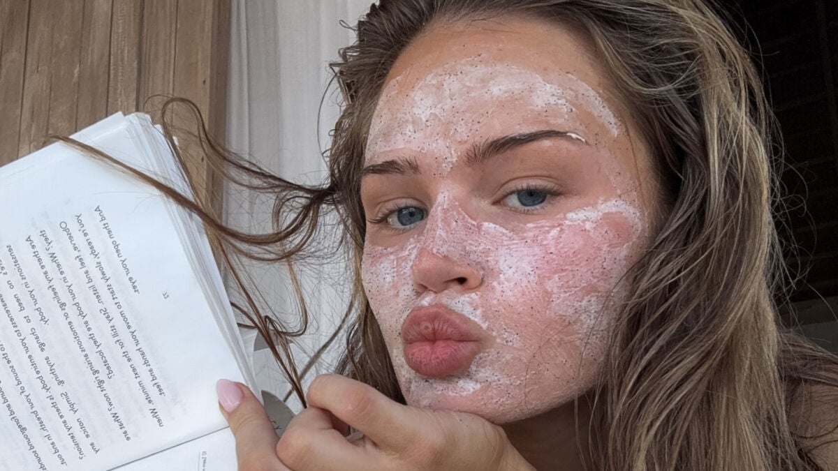 Post-Summer Facial Treatments Restore Skin Hydration