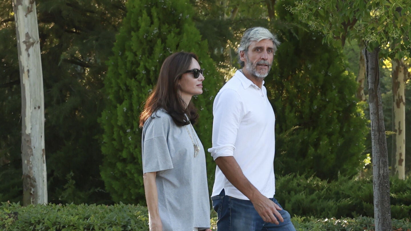 Eugenia Silva y Alfonso de Borbón, juntos de nuevo tras su separación por una causa muy especial