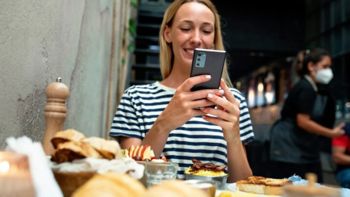 El restaurante exclusivo que cobra 650 euros por menú y prohíbe usar el teléfono móvil