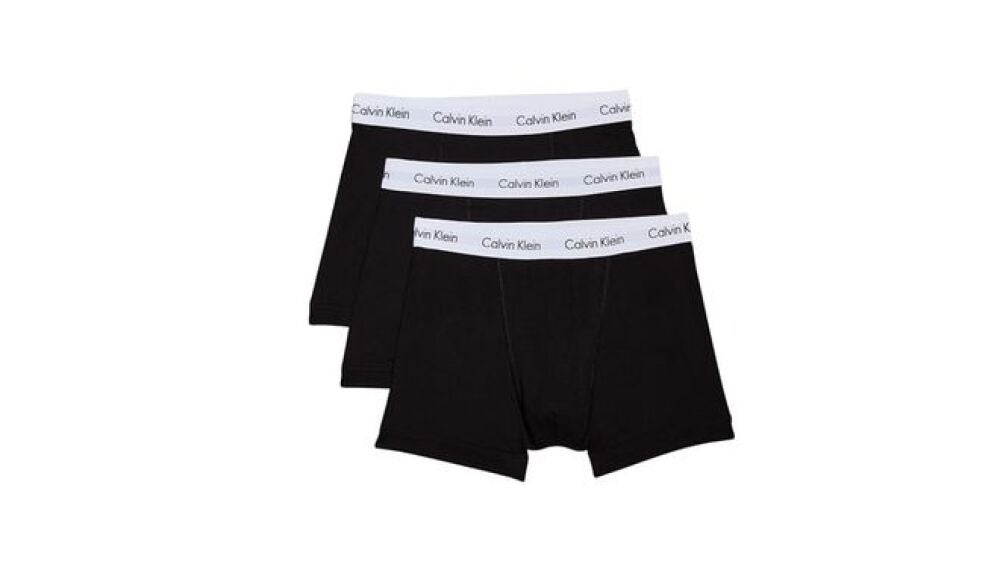 Calvin Klein tiene cinco de mis básicos favoritos en oferta: polo de ...