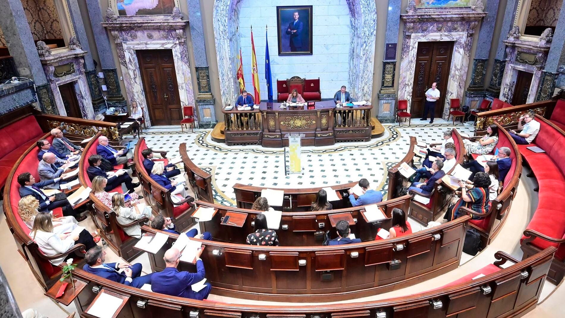 Valencia propone distinguir como hijos adoptivos a los mundialistas Ferran Torres y Alejandro Grimaldo