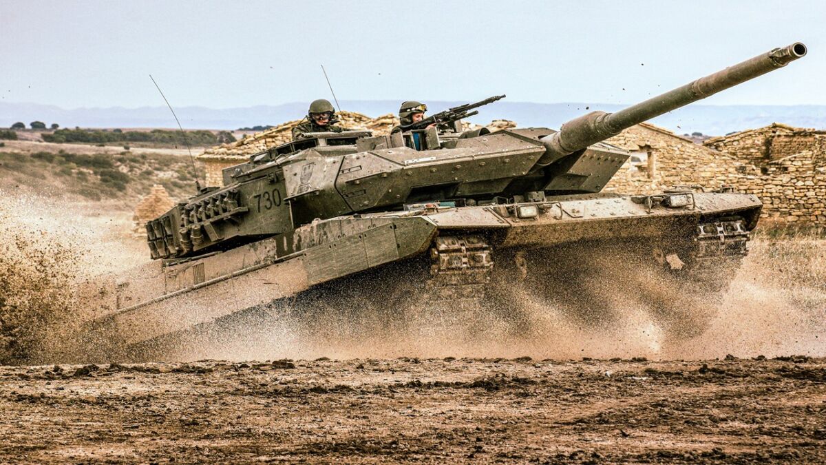 Spanish General Warns Leopard Tank Training Takes Two Years