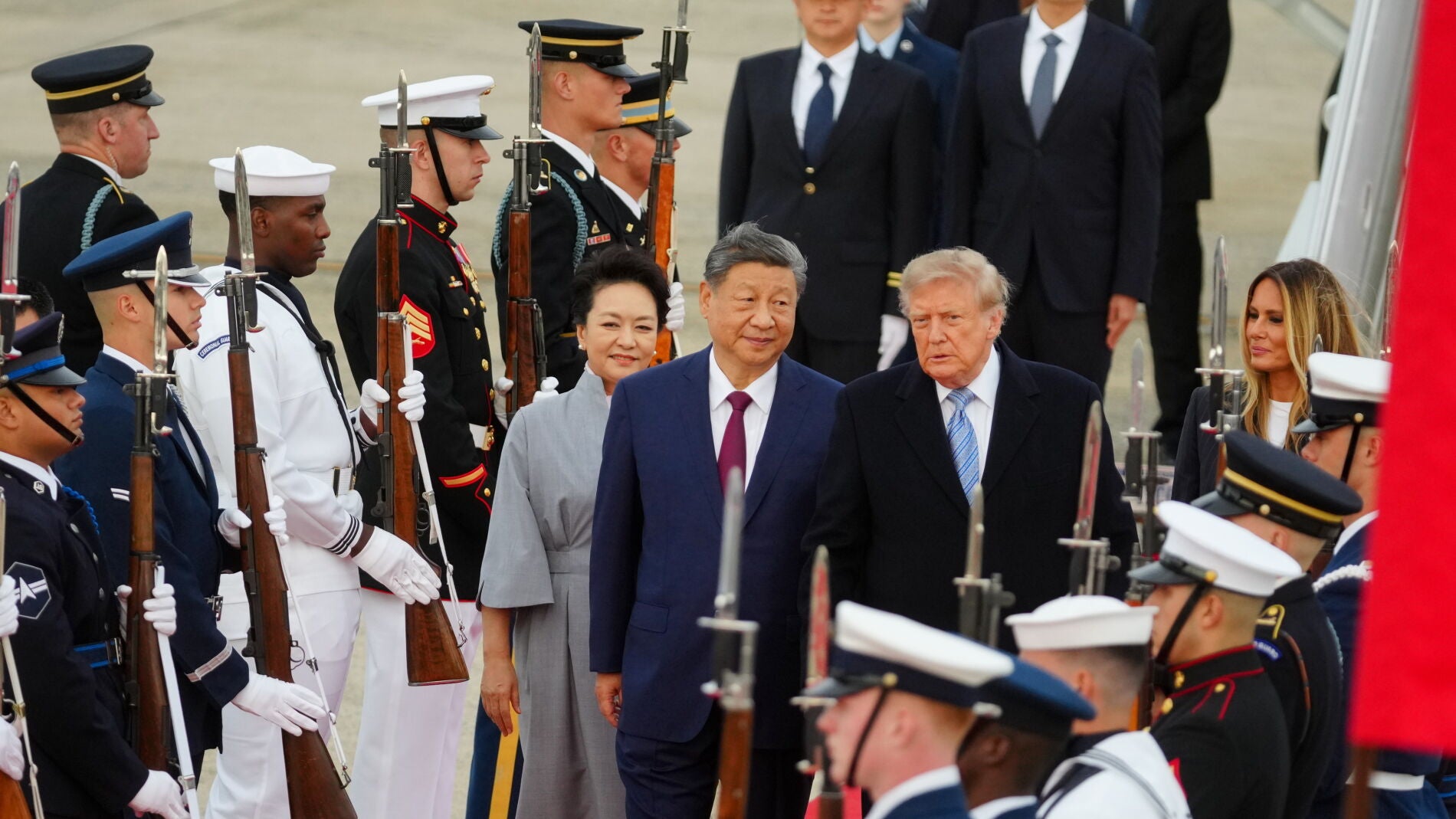 EE UU y China acuerdan extender hasta enero su tregua comercial