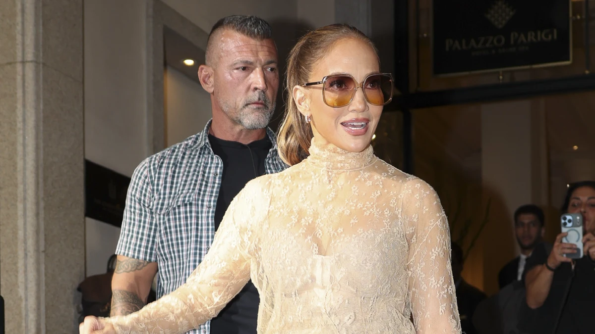 El look de Jennifer Lopez.