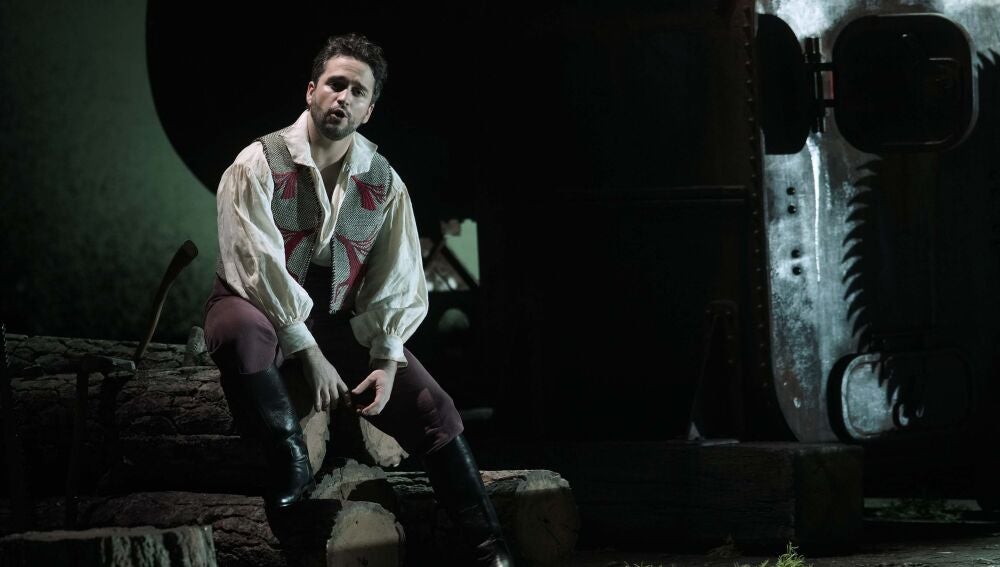 El cantante en «La sonámbula»