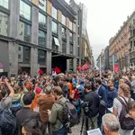 Los manifestantes de Sol se trasladan frente al Congreso: "¿Dónde está el Gobierno progresista?"