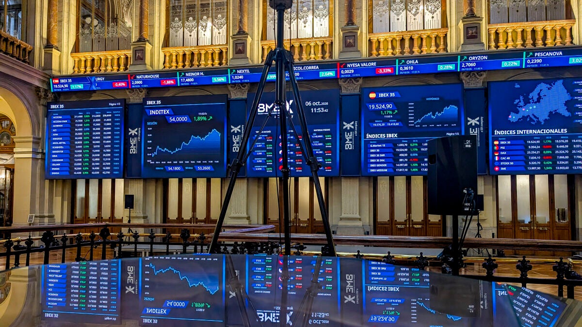 Spain's Ibex 35 Rallies as Falling Oil Prices Boost Stocks