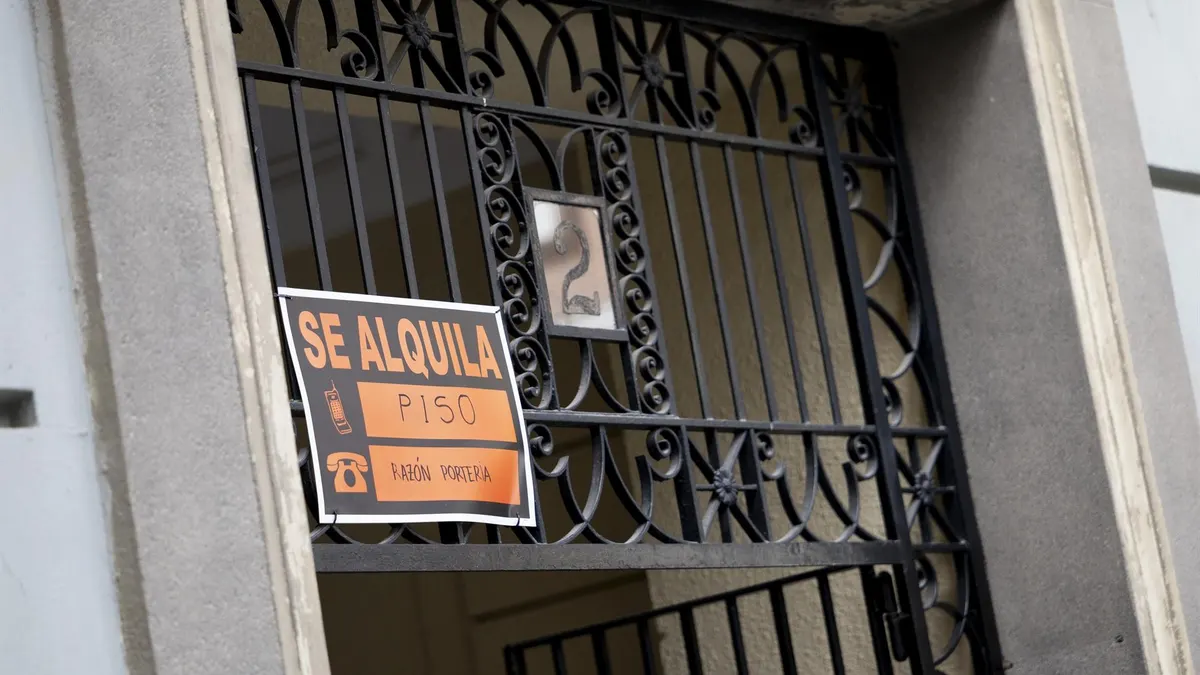 Economía.-(AM) El mercado del alquiler perderá 7.705 viviendas en 2026 (-2,3%), hasta los 676.215 inmuebles disponibles