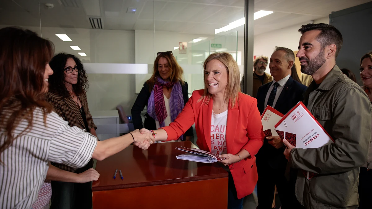 El PSPV adelanta al PP y presenta sus listas para las elecciones del 29-N