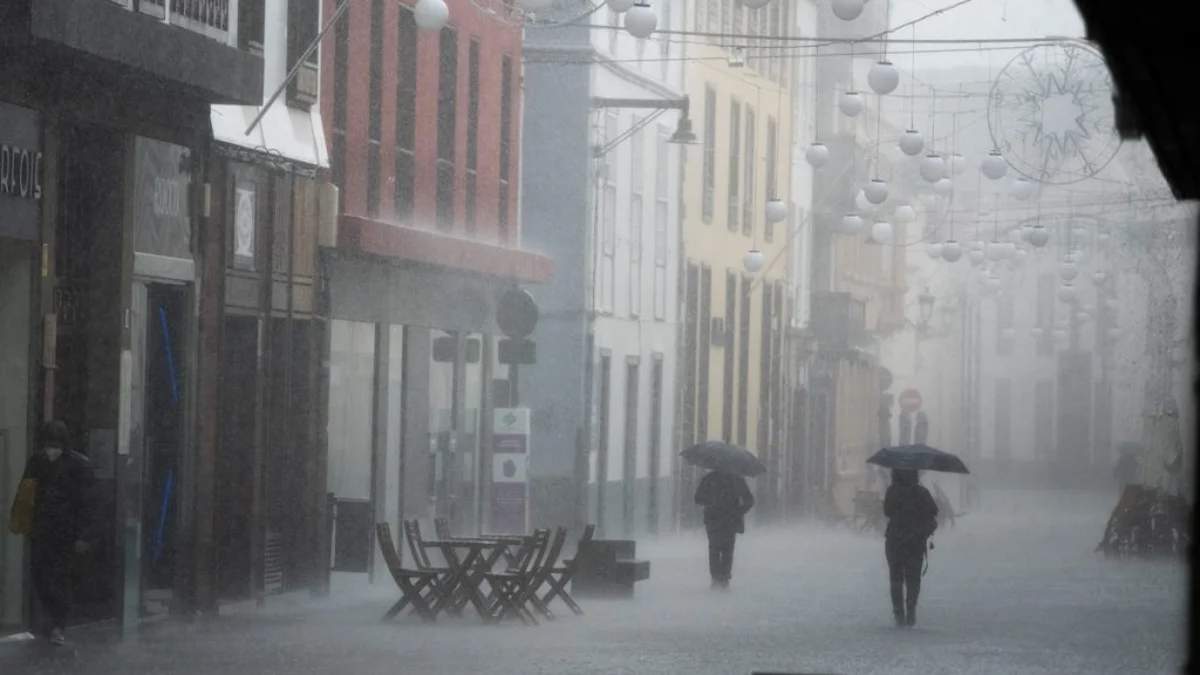 La DANA Adam pone en alerta a tres islas canarias: hasta 100 litros por metro cuadrado en 12 horas