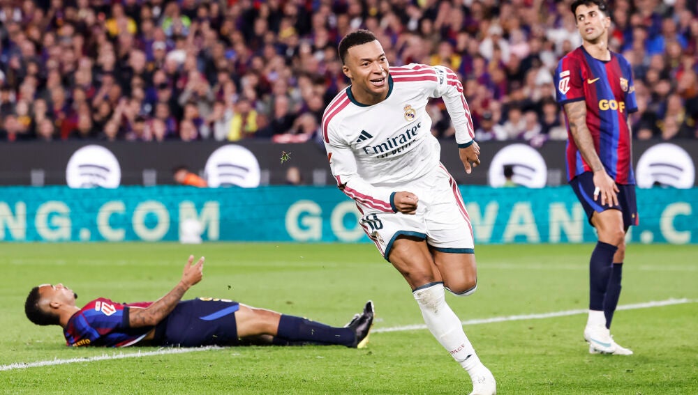 Kylian Mbappe of Real Madrid CF celebrates a goal during the Spanish League, LaLiga EA Sports, football match between FC Barcelona and Real Madrid CF at Spotify Camp Nou on October 25, 2026, in Barcelona, Spain. AFP7 25/10/2026 ONLY FOR USE IN SPAIN