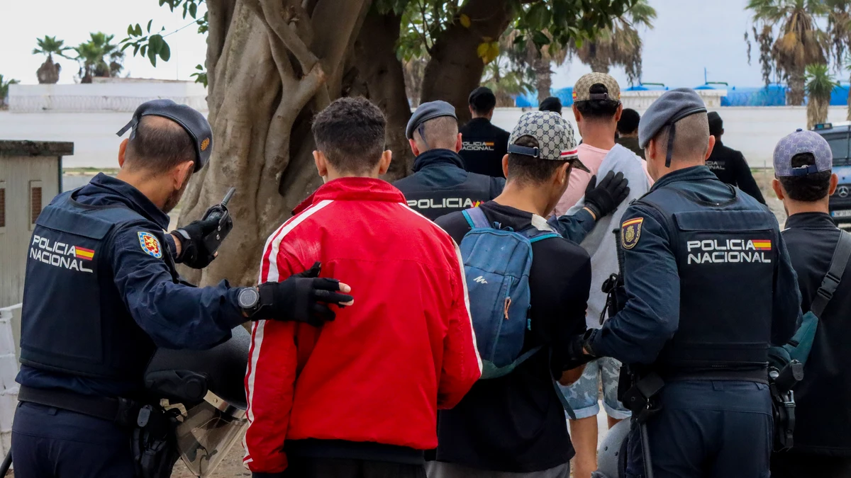 Operación policial en Ceuta para devolver a Marruecos a quienes no tienen derecho a asilo