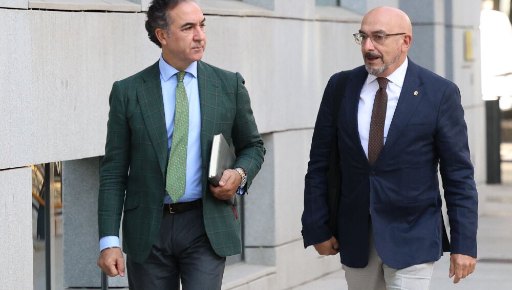 El teniente coronel de la Guardia Civil y jefe de operaciones de la Comandancia de Ceuta, Miguel Lobo, a su llegada a la Audiencia Nacional