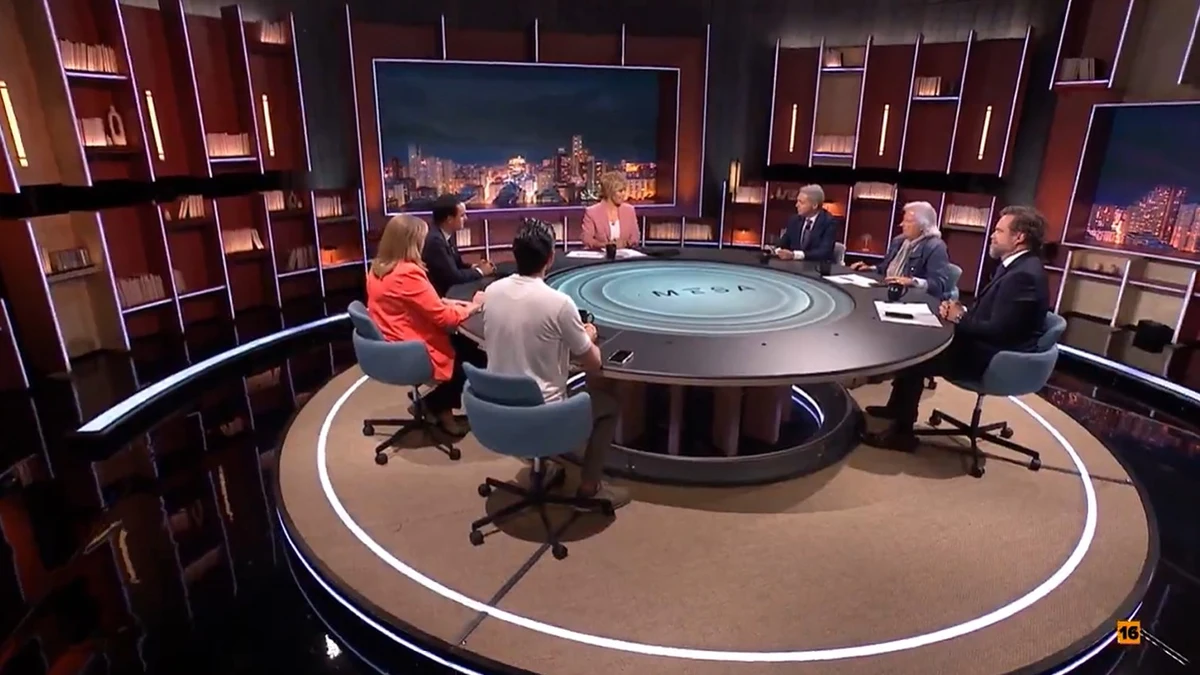 Cristina Pardo trae a "La Mesa" al expresidente extremeño para radiografiar la deriva del PSOE a las puertas de las generales