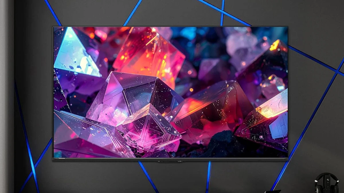 La Hisense 50E7S Pro utiliza un panel QLED 4K con una frecuencia nativa de 144 Hz