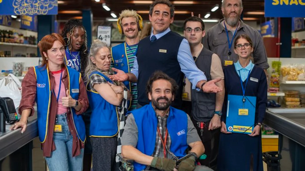 Pablo Chiapella lidera el reparto de 'Supermercado', la nueva serie de Movistar Plus y Prime Video