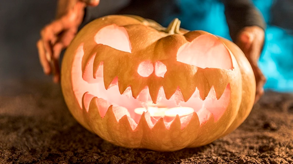Murcia celebraba antaño su Halloween con la fiesta de 'Tosantos', con toques góticos y terroríficos
