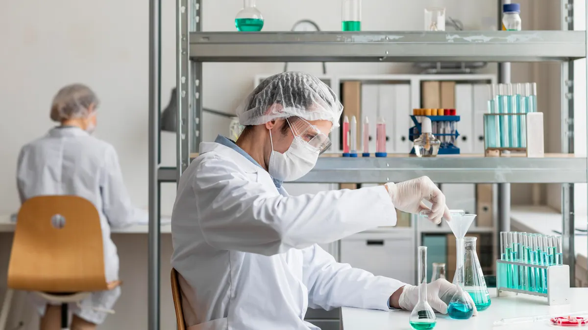 El sector farmacéutico genera empleo de calidad