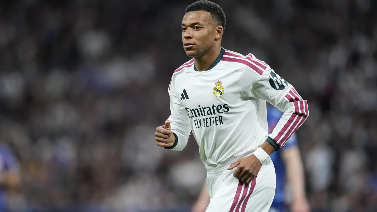 MADRID.-AMP.- El Real Madrid se disculpa por las palabras de Mbappé y reitera su "profundo respeto por China"