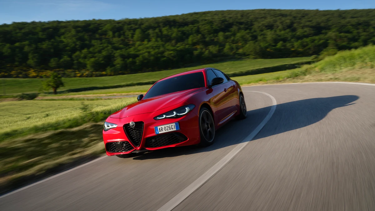 Giulia Q4, todo el espíritu de un Alfa Romeo en una berlina de lujo
