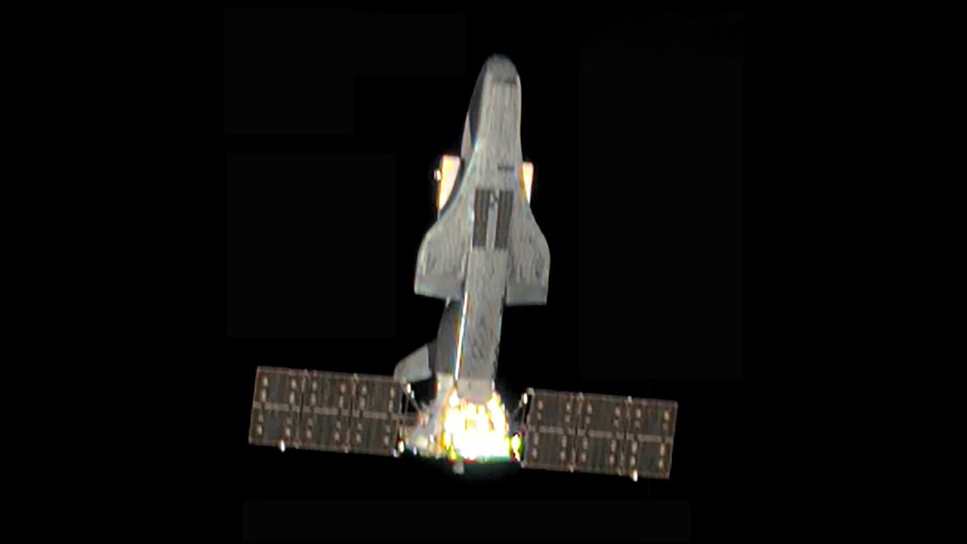China desvela su nave espacial secreta en imágenes