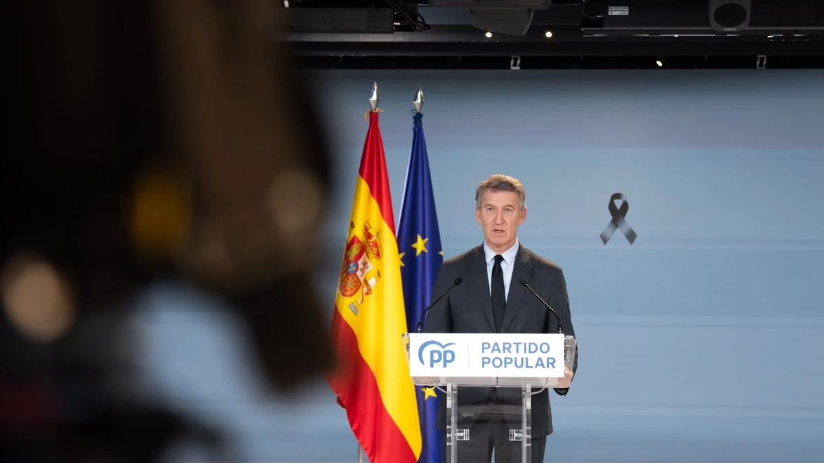 Feijóo viaja al lugar de la tragedia, exige explicaciones a Sánchez y descarta usar el dolor: «No somos este PSOE»