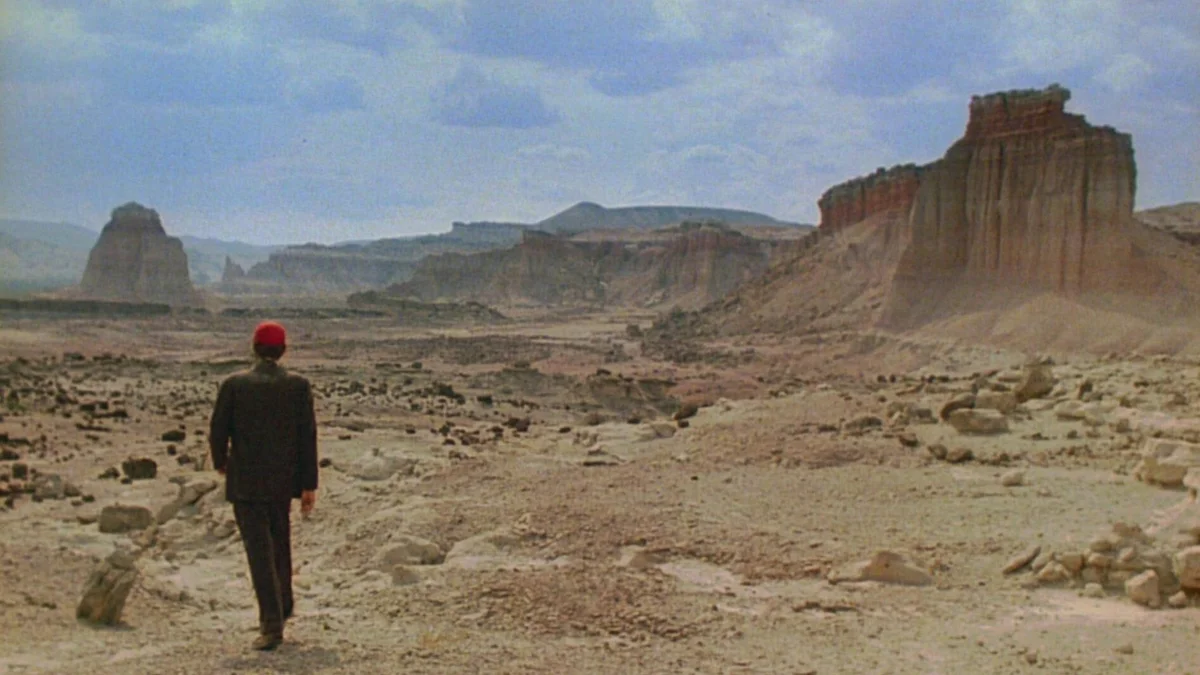 El paisaje árido de «París, Texas», filme de Win Wenders, recuerda al narrado por Fernández Mallo