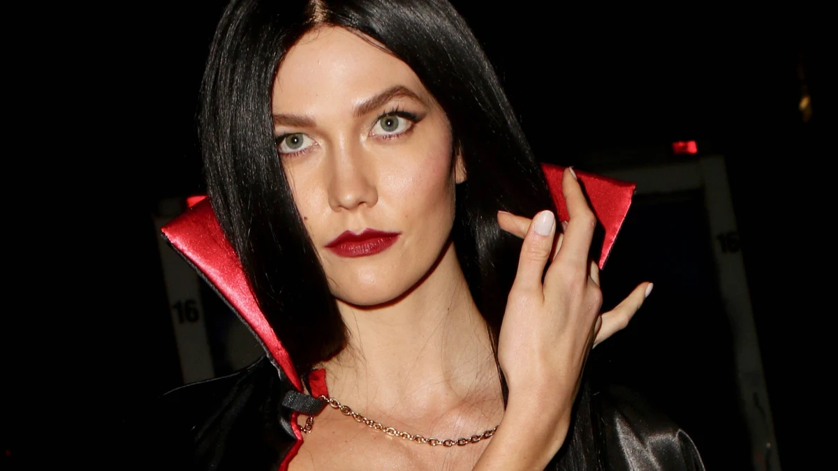 Karlie Kloss.